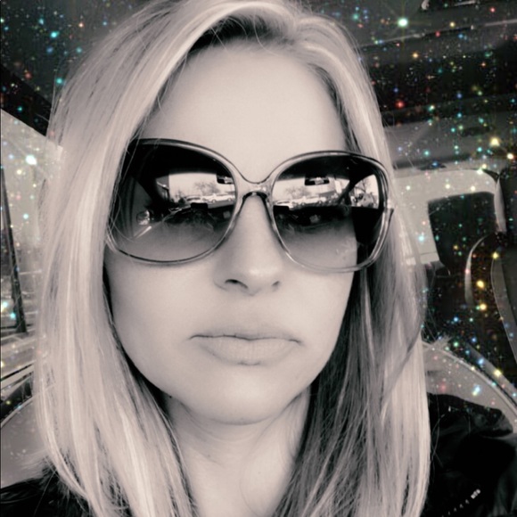 Meet your Posher, Brianne - Picture 1 of 1